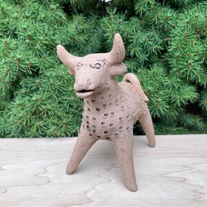VTG Mexican Art Chia Pet Decorative Planter Bull Sculpture